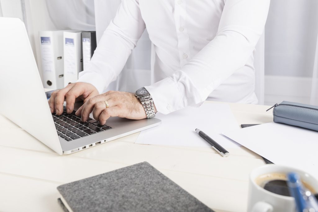 إجازات العمل في العراق